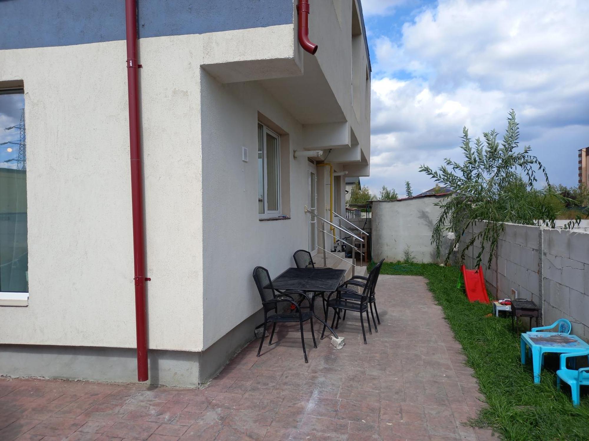 Twins Residence 2 Apart Hotel Ap 3 2 Rooms Chiajna Exterior photo